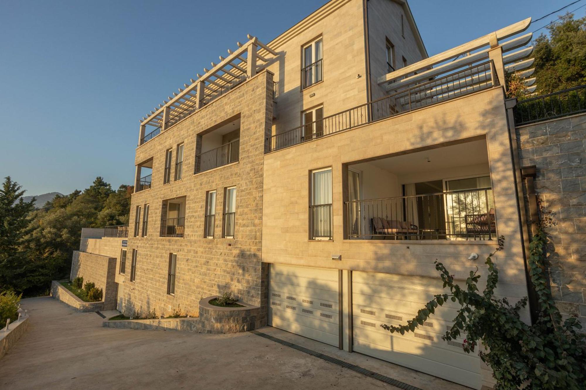 Panorama Bay Luxury Apartments Kotor Ngoại thất bức ảnh