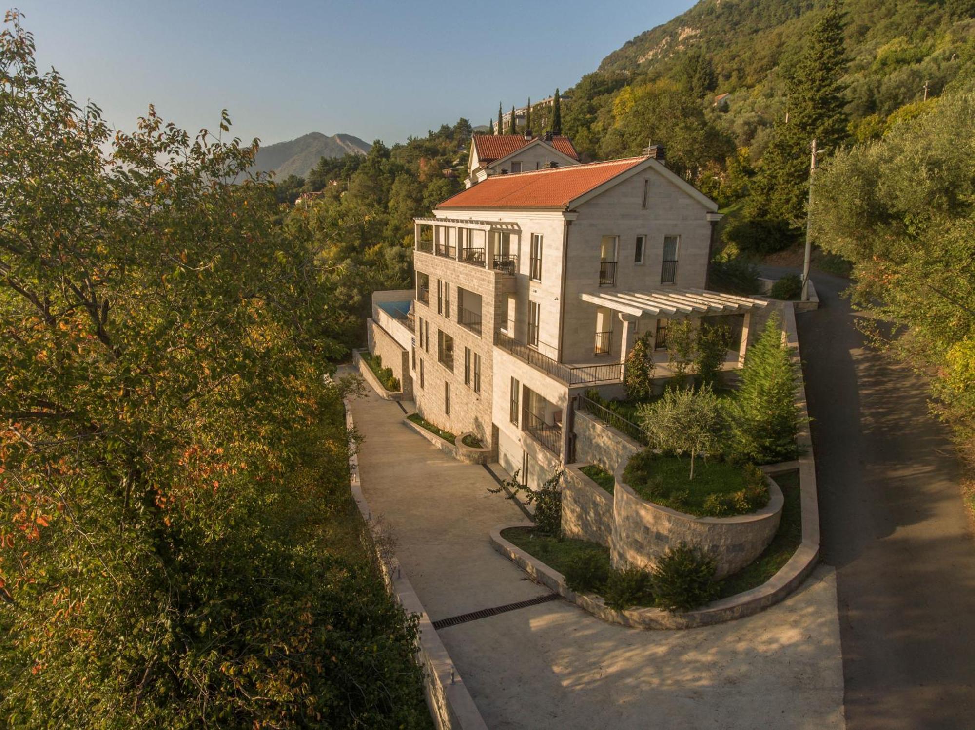 Panorama Bay Luxury Apartments Kotor Ngoại thất bức ảnh