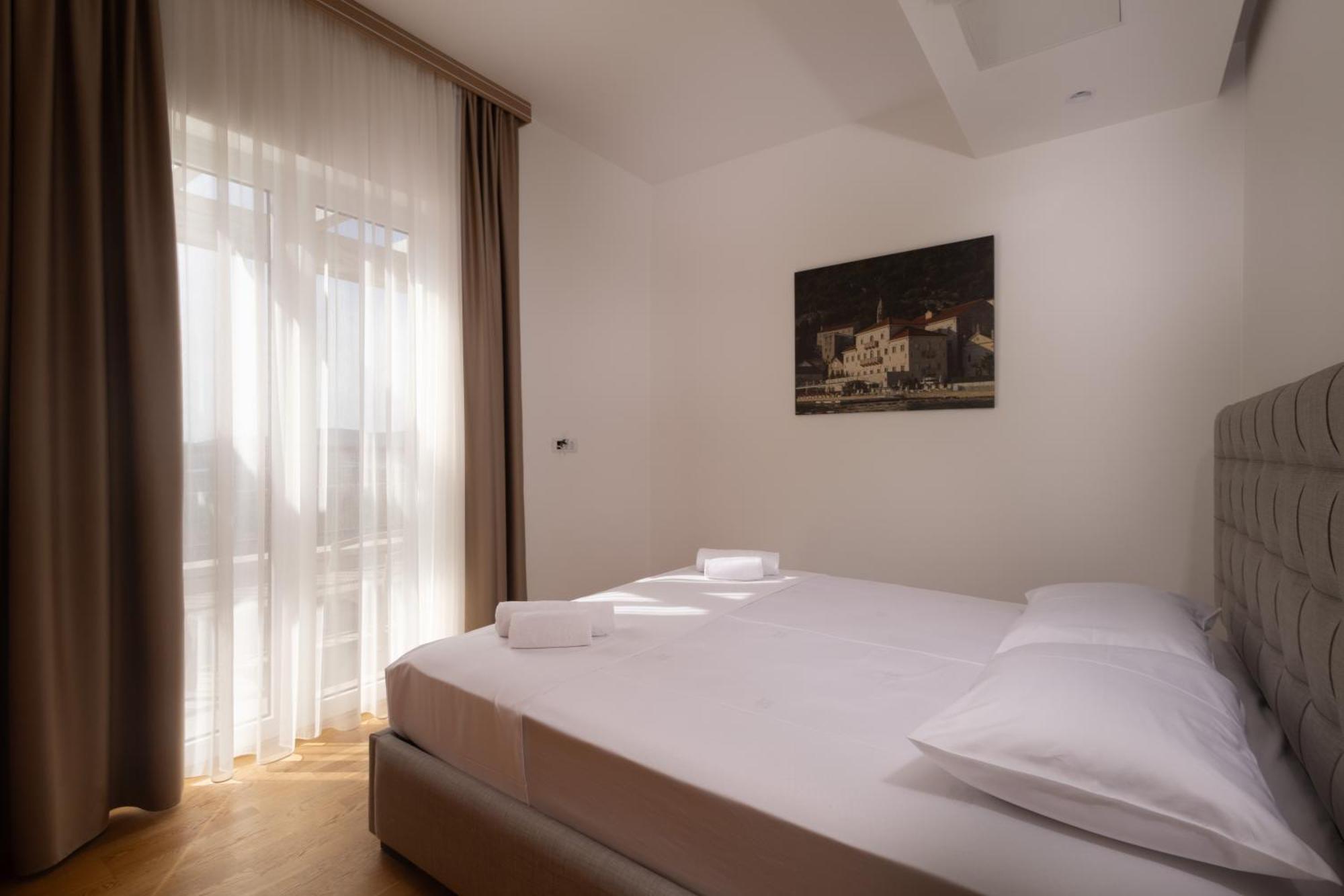 Panorama Bay Luxury Apartments Kotor Ngoại thất bức ảnh