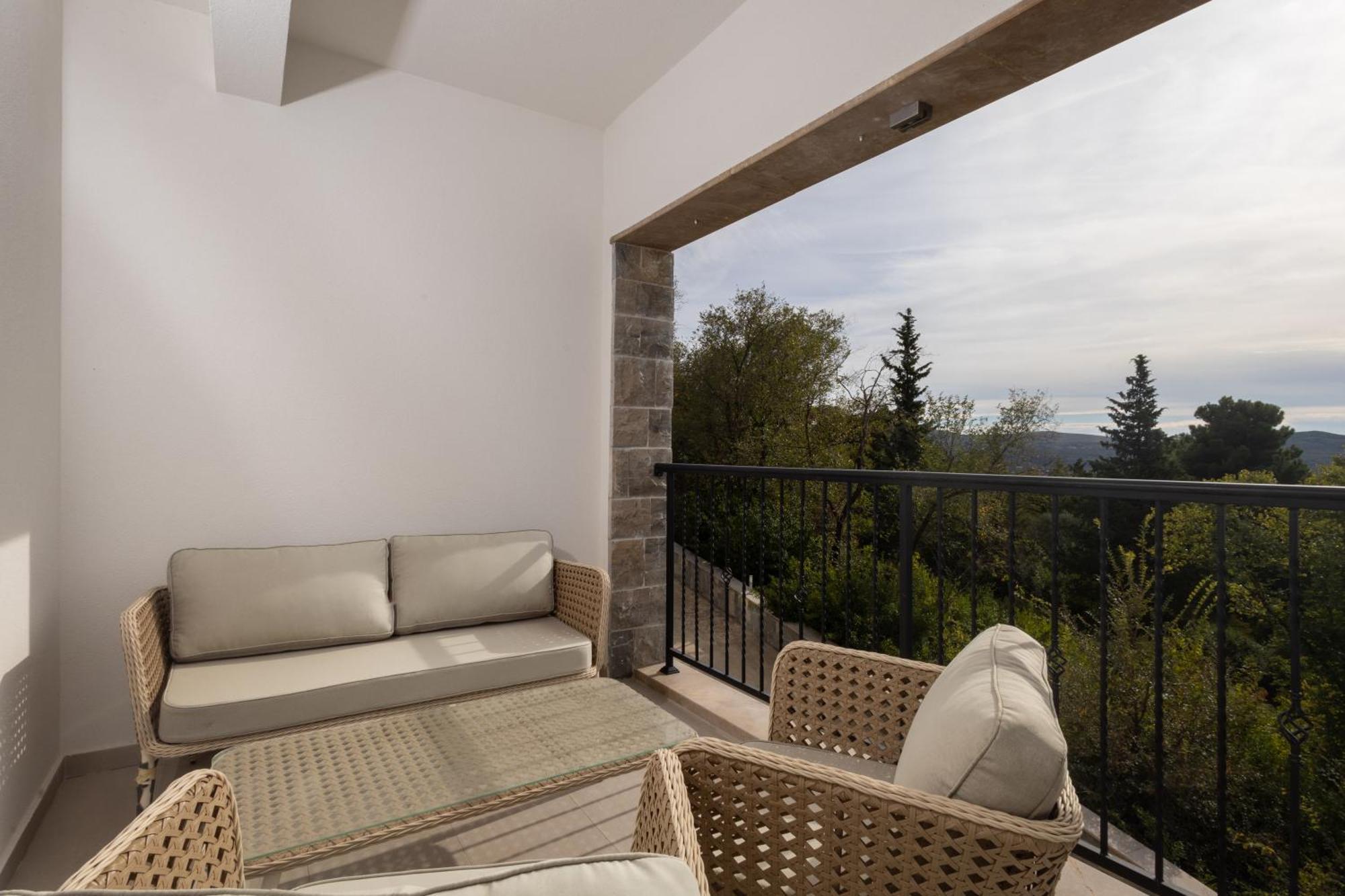Panorama Bay Luxury Apartments Kotor Ngoại thất bức ảnh