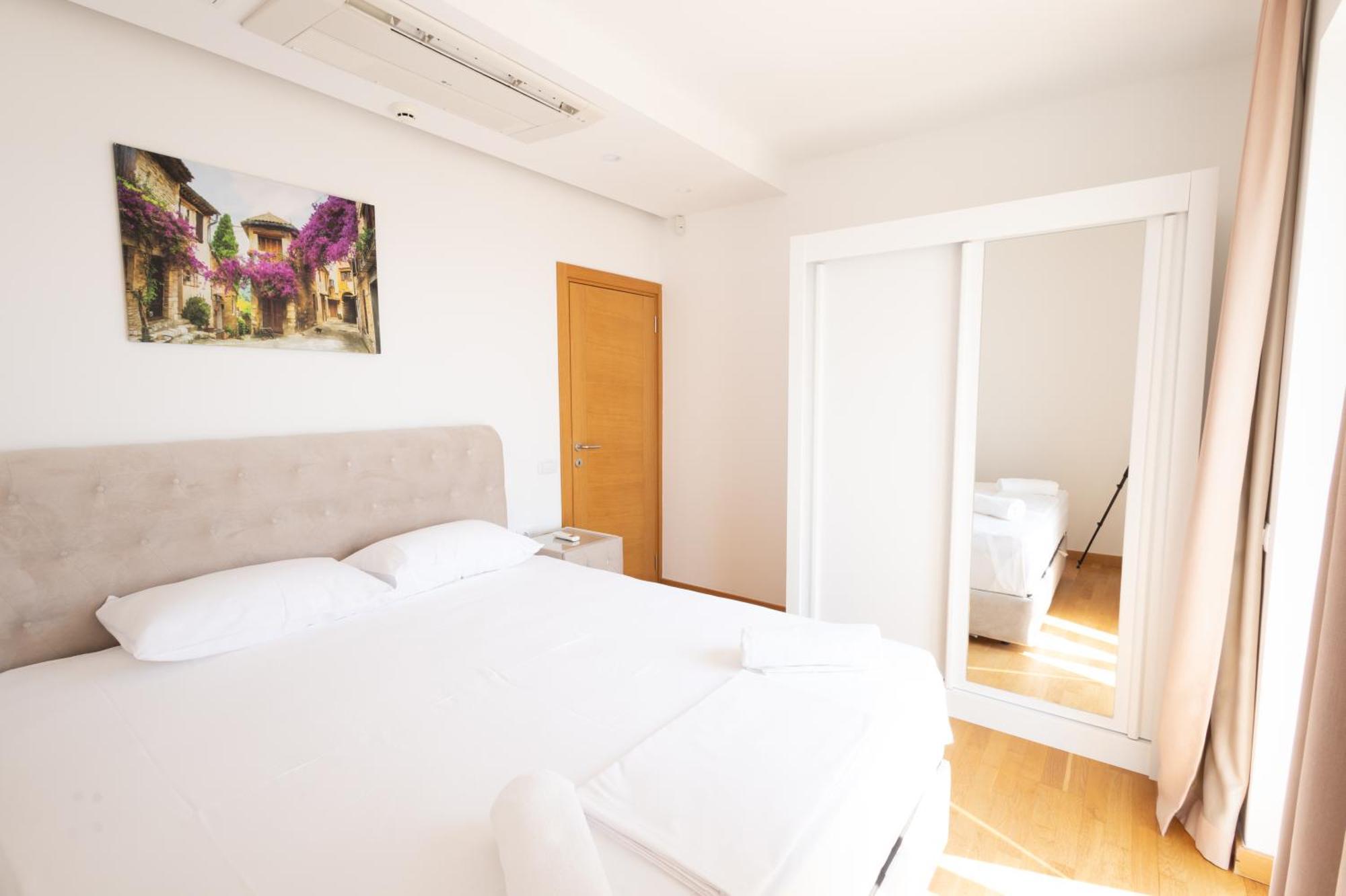 Panorama Bay Luxury Apartments Kotor Ngoại thất bức ảnh