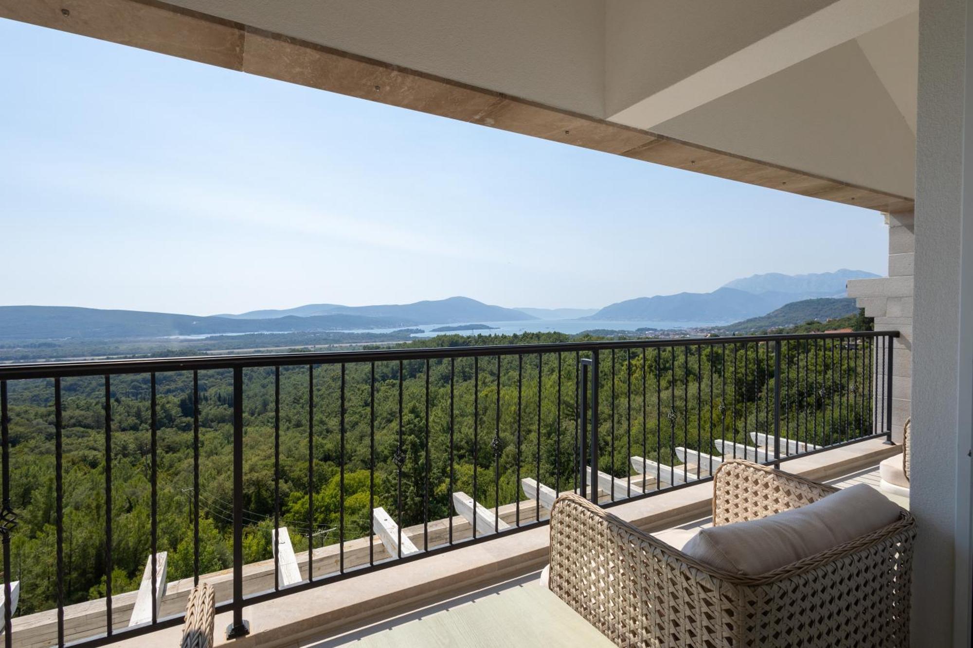 Panorama Bay Luxury Apartments Kotor Ngoại thất bức ảnh